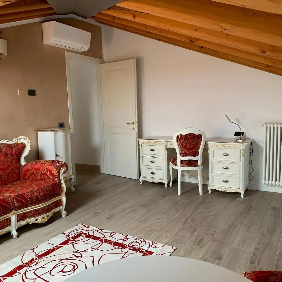 Villa Vaccari Garda 0*, Garda (Verona)